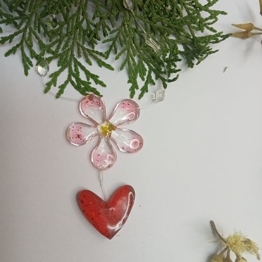 The "Heart’s Bloom" Pendant Necklace for your Dear